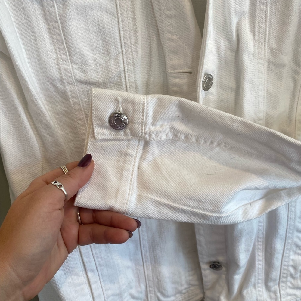 White Jean Jacket - Picture 4 of 6